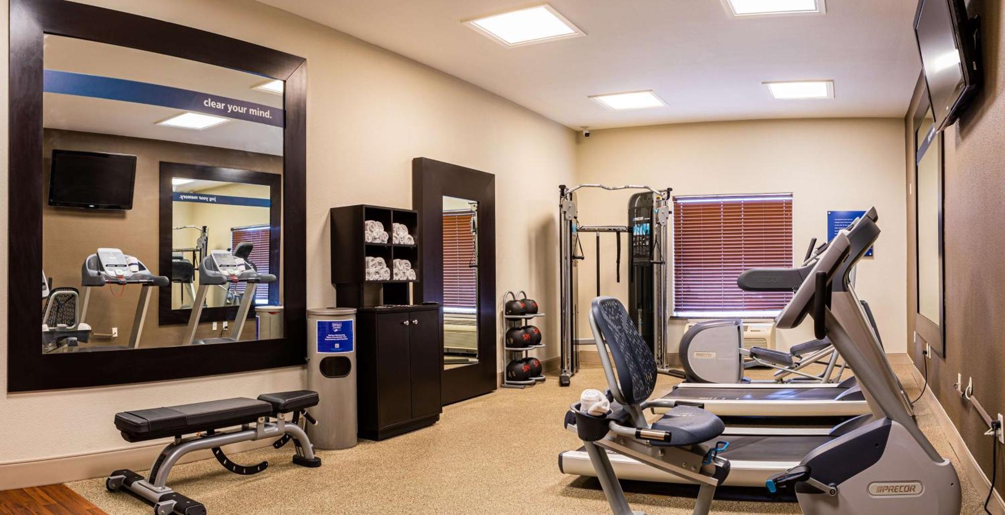 Hampton Inn & Suites Берні Екстер'єр фото